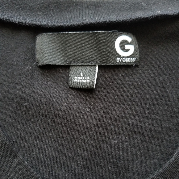 Guess black zip t-shirt - Picture 2 of 7